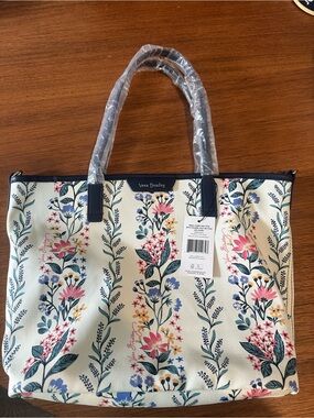 Vera Bradley Small Everyday Tote